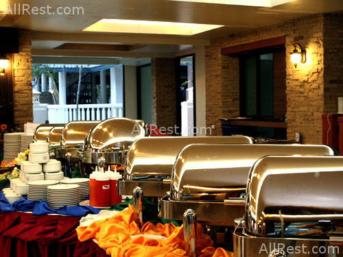 Phi Phi Island Cabana Hotel 7